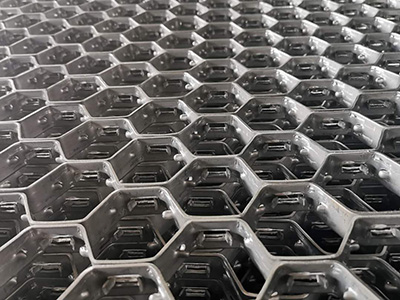 不锈钢龟甲网定制案例分析